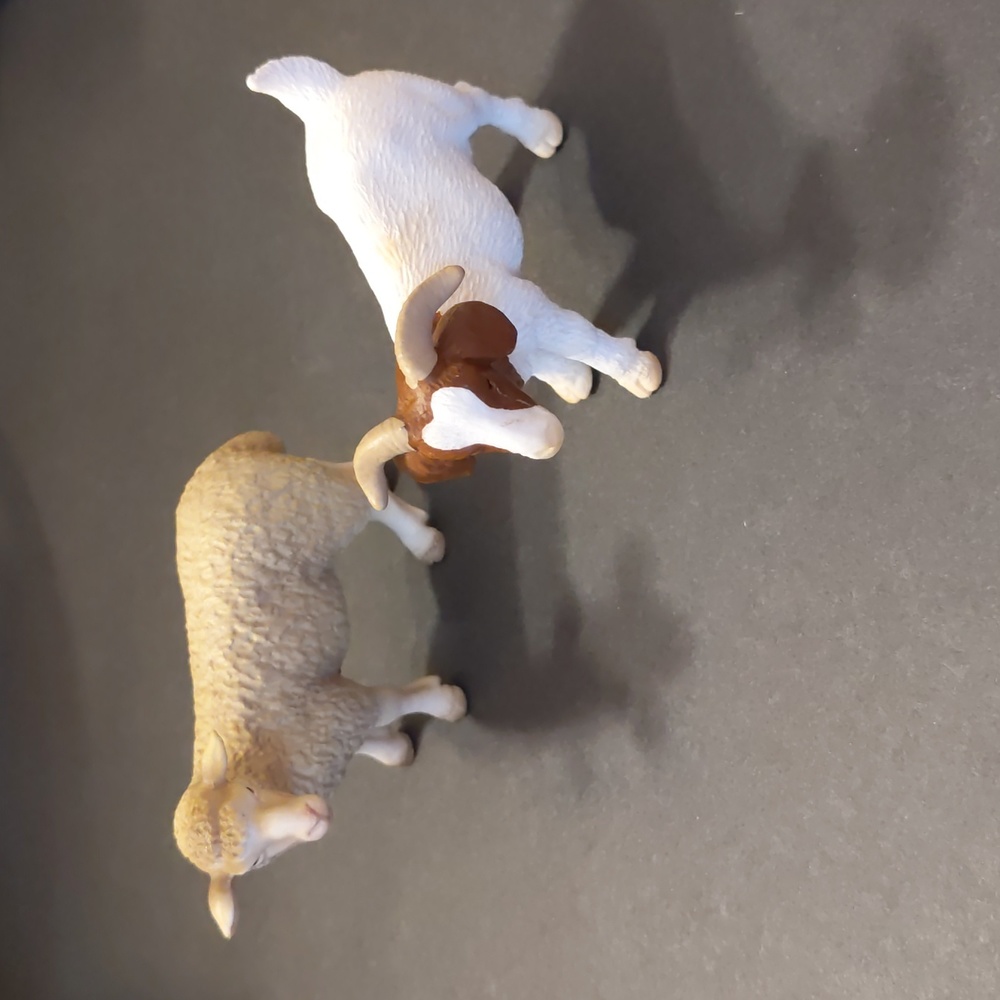 Schleich 2001 retired Goat 2003 Sheep Farm Figurines